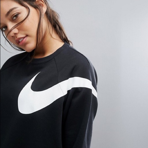 NWT Nike Cropped  Long Sleeve Top - Picture 6 of 8